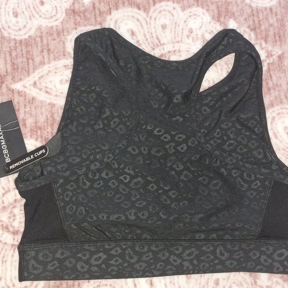 Eliza Deep-v Sports Bra In Black Leopard - Picture 5 of 5